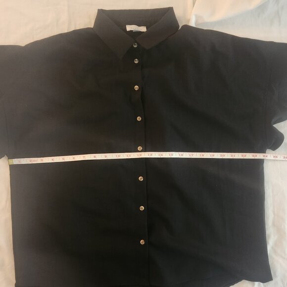 Everly Collared Button Down Top w/Ruffle Sleeves Size Large - Picture 10 of 12